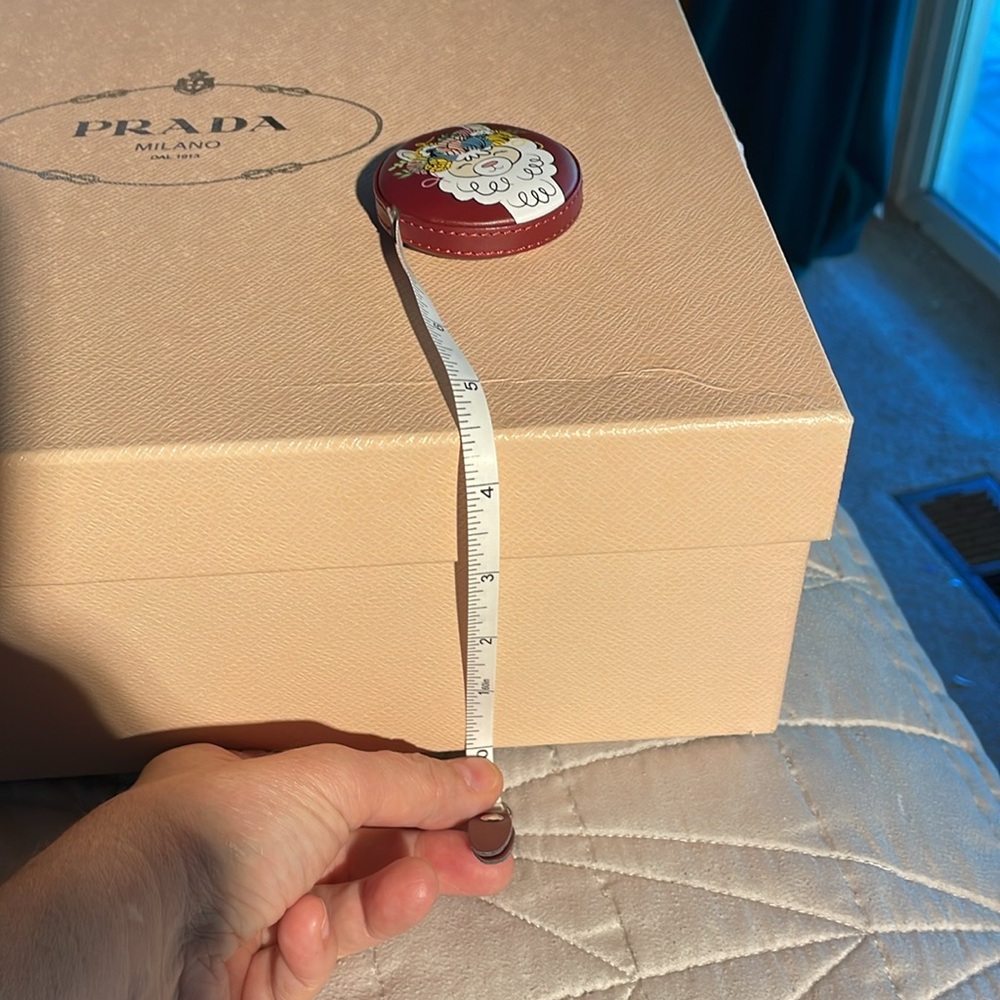 Prada Box - Picture 14 of 14